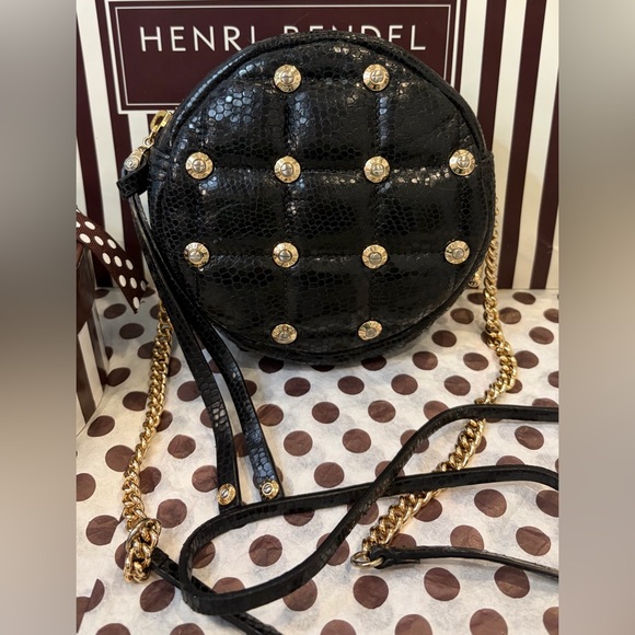 henri bendel Handbags - EUC! FULL INCLUSION HENRI BENDEL Black Quilted Round Crossbody with Gold Studs